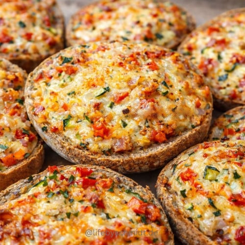 Frisch gebackene Pizzabrötchen