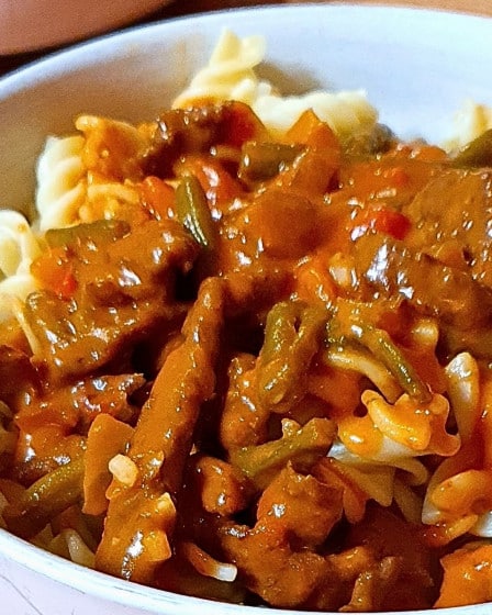 Rindergeschnetzeltes mit Bohnen und Paprika