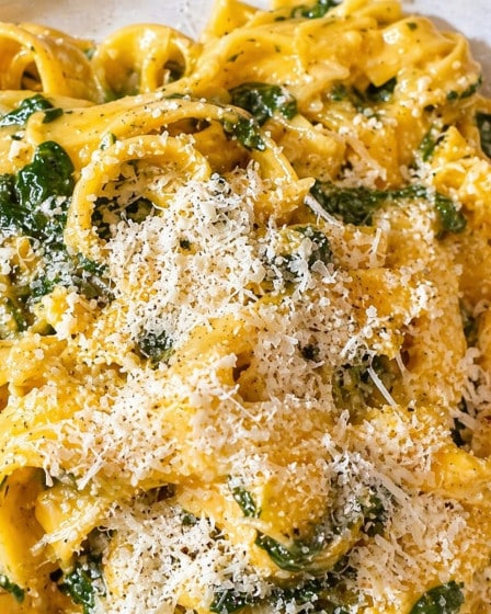 Tagliatelle mit Spinat