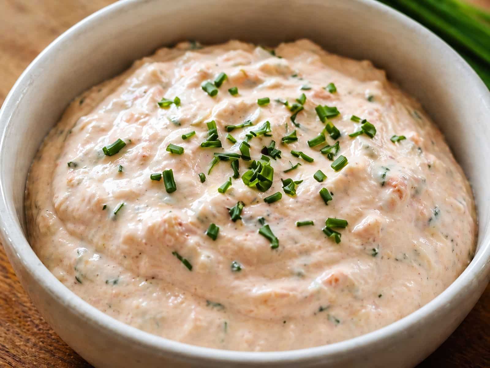 Cremiger Räucherlachsdip