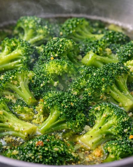 Brokkoli frisch gekocht z.B. als Brokkolicremesuppe